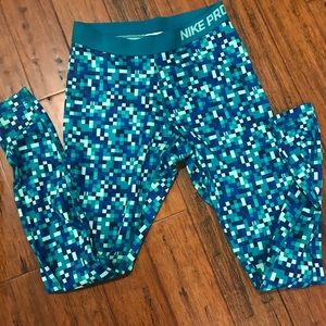 Nike pro leggings